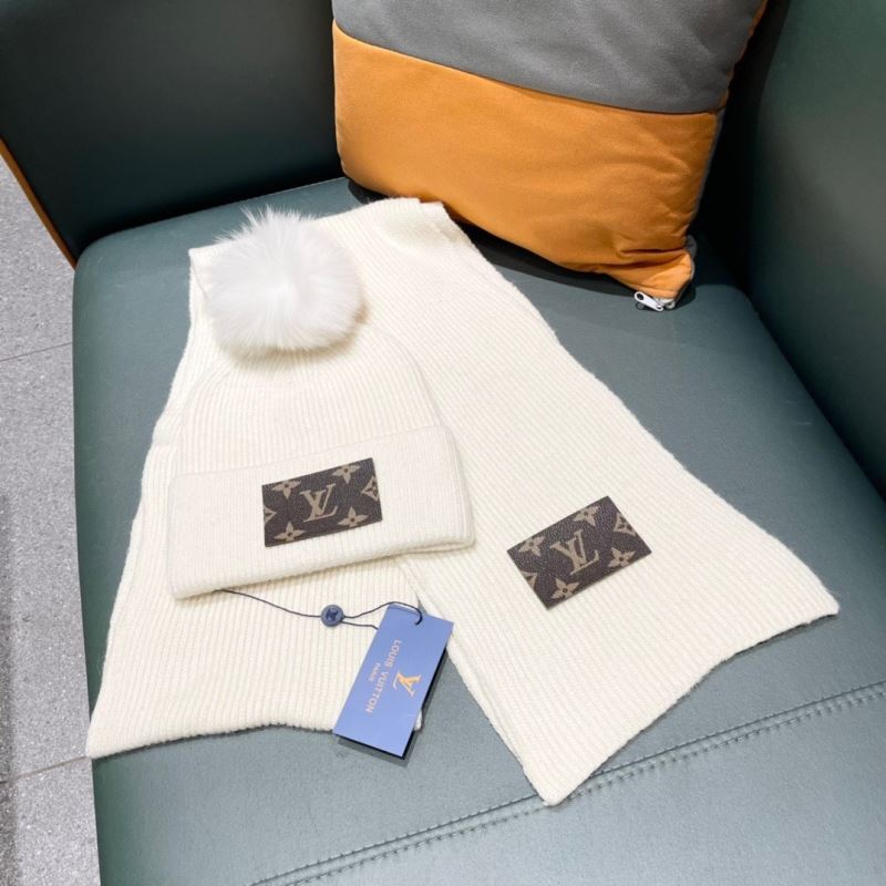 Louis Vuitton Caps Scarfs